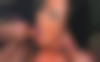 Hardcore-Trio für Melissa Lauren