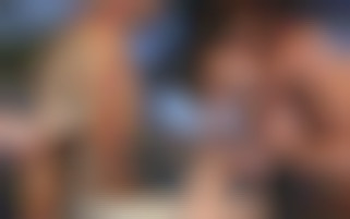 Soirée sexe pour Ava Courcelles & Dani Daniels en vacances sans leurs maris